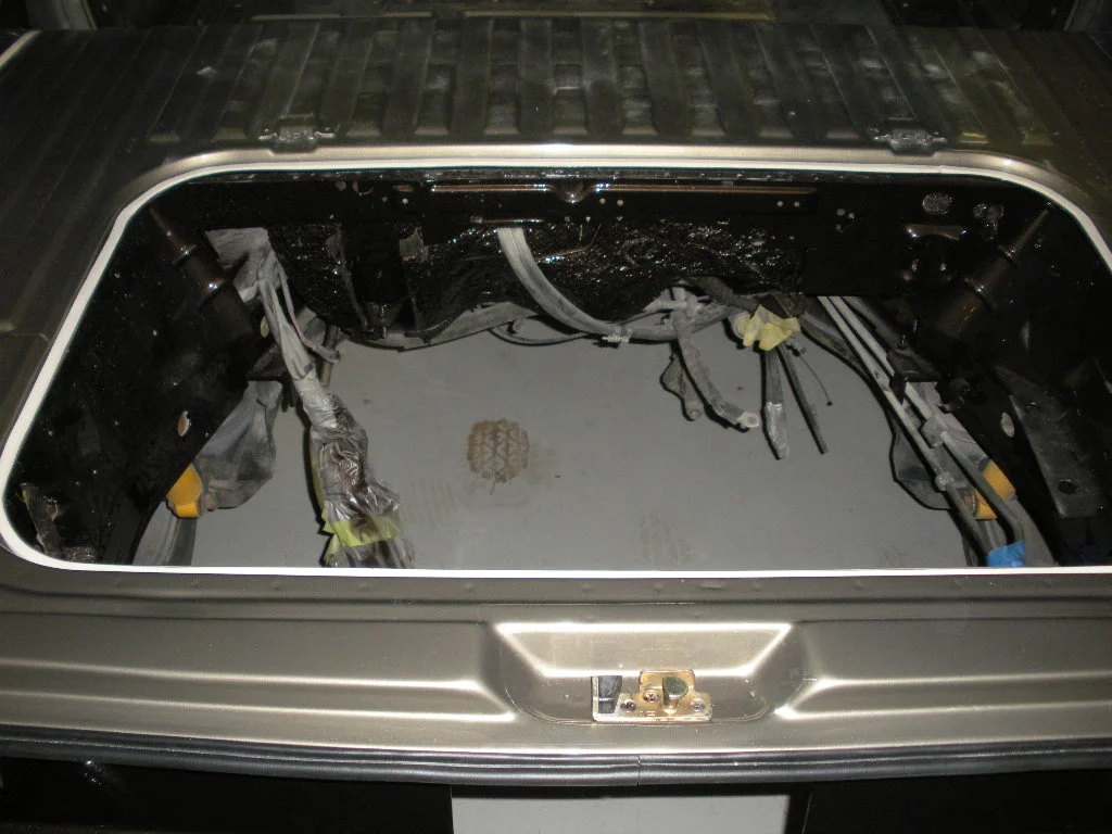 464 Engine Bay.JPG