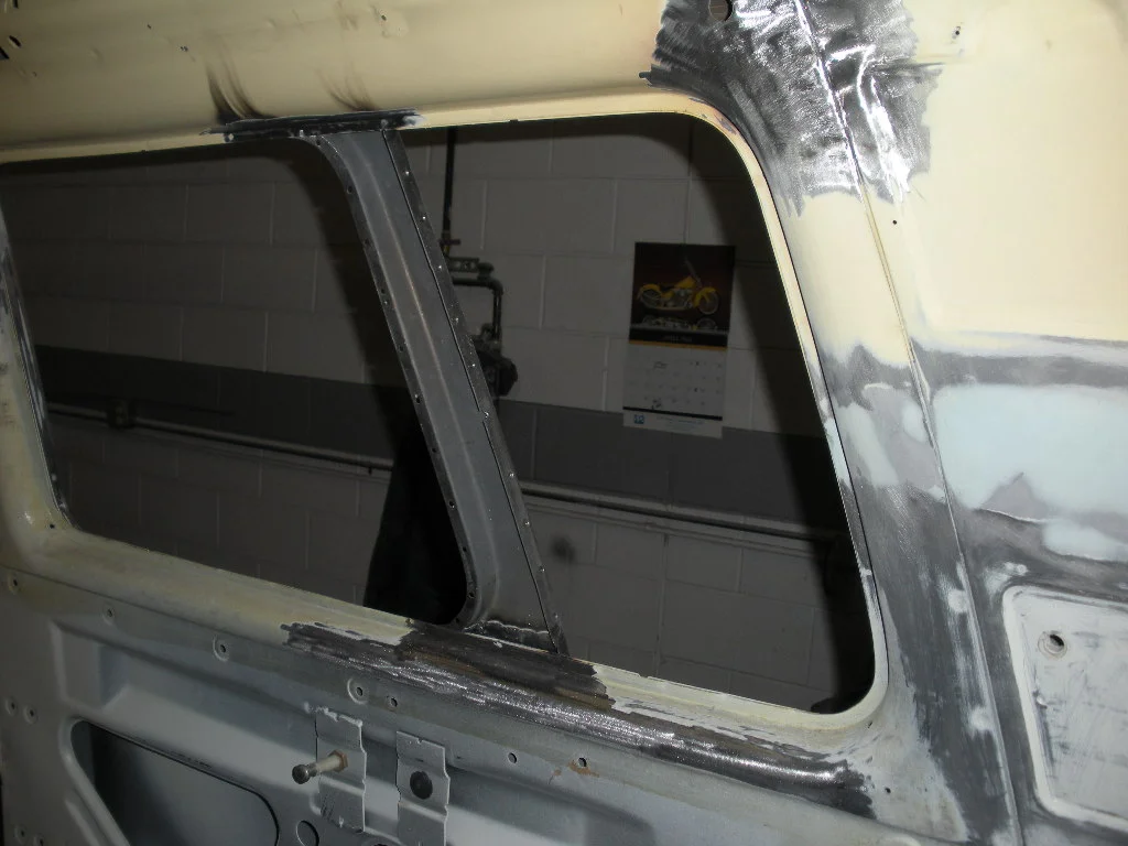 314 RR Window Frame Fab..JPG