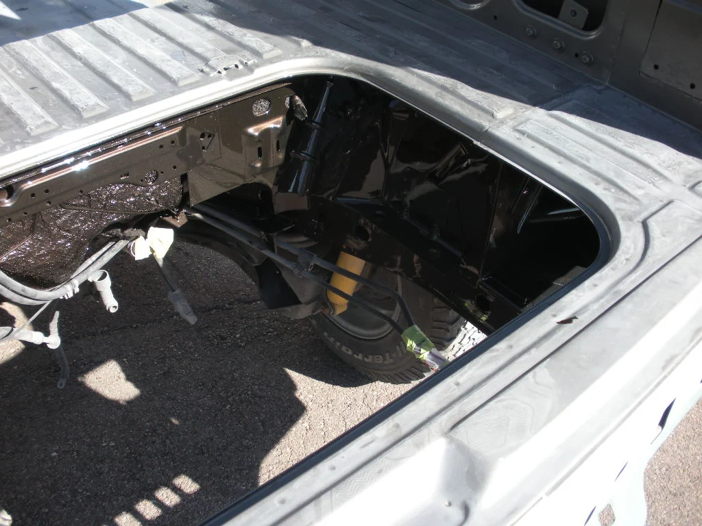 370 Painted Engine Compartment.JPG