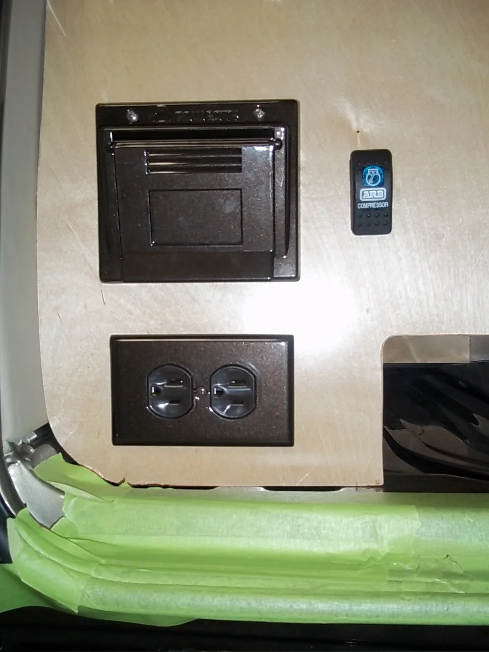 529 Rear Outlets.JPG