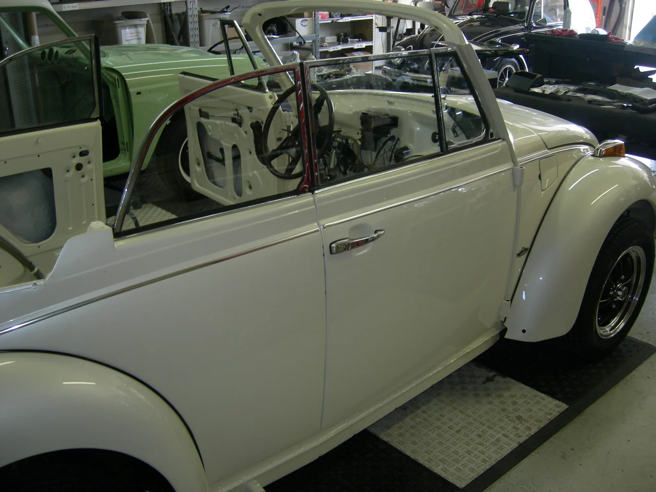 168 R Side Windows.JPG