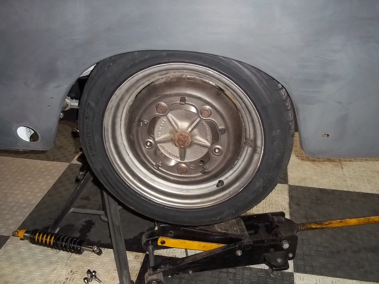 332 Fitting Wheels.JPG