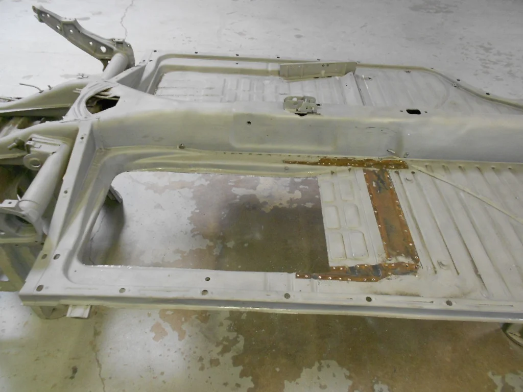 257 RR Floor removal.JPG