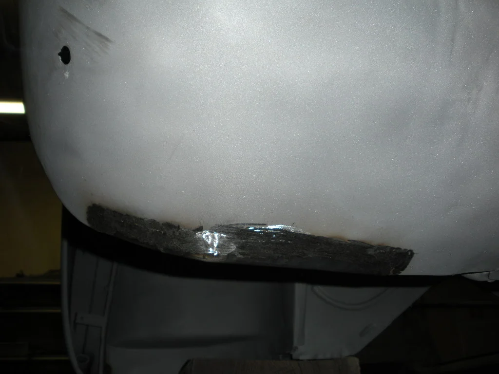 207 RF lower nose.JPG