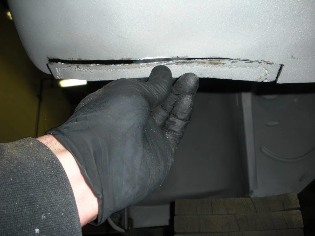 204 RF lower nose.JPG