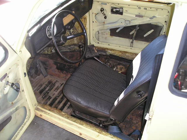 04 Stripped interior.jpg