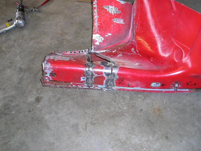 31 Close up damaged hinge pillar.jpg