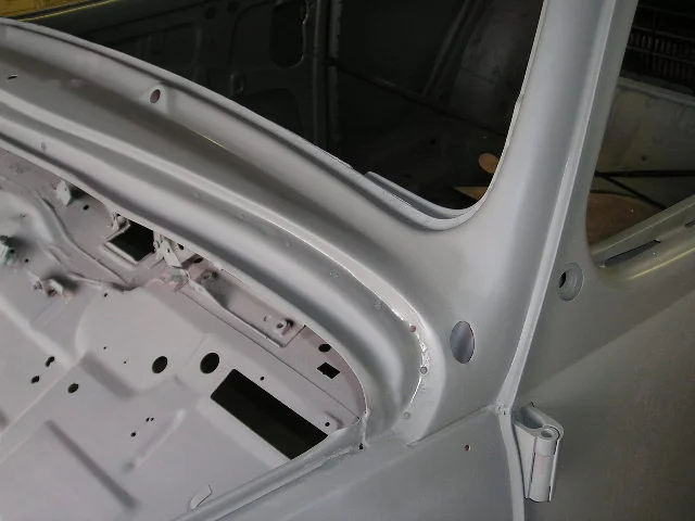 88 Driver's windshield pillar.jpg