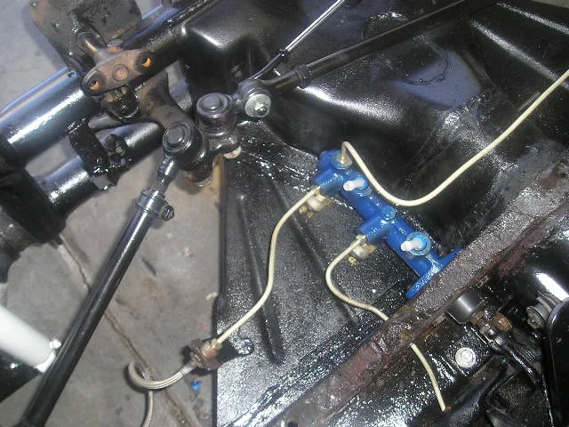 106 New Brake Lines & M.Cylinder.jpg
