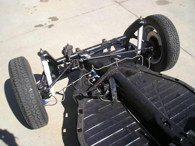 115 Close-up front suspension.jpg