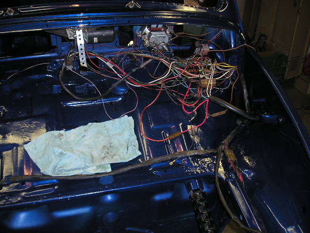 137 Trunk Wiring.jpg