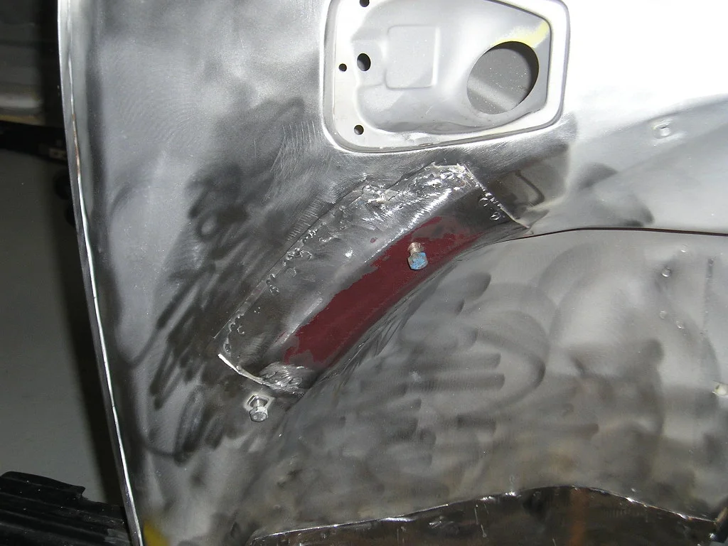 48 RF Fender Arch repair.jpg