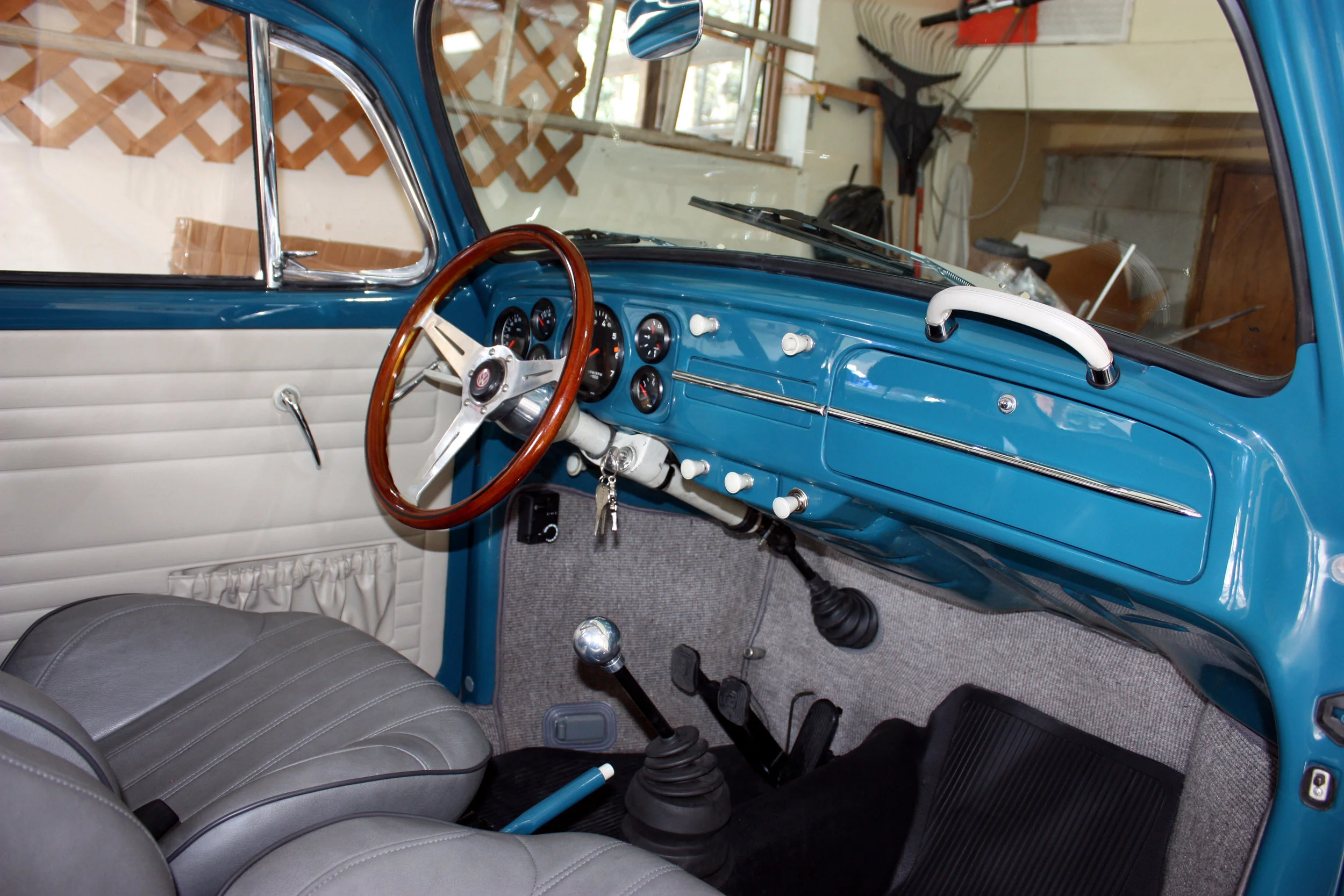 Interior Dash w Steering UJ 1.jpg