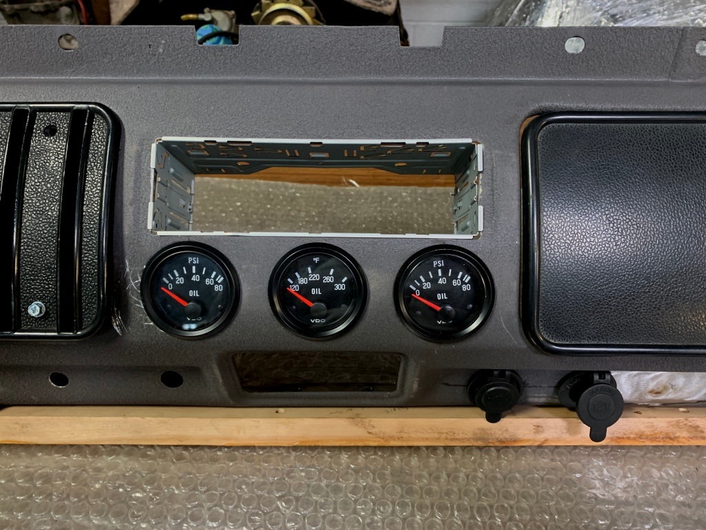 Dash3.jpg