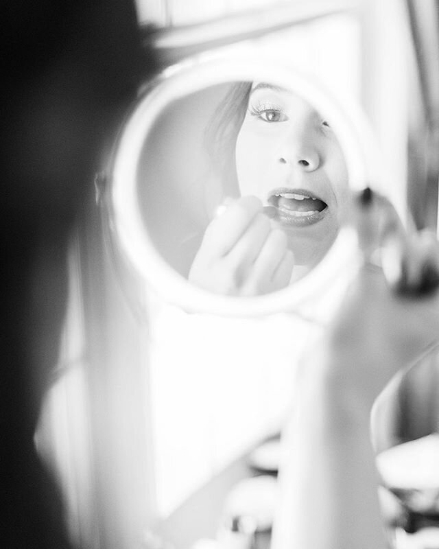 I love these slow moments before the Bride gets dressed, where the finishing touches of Hair &amp; Makeup are coming to a close and the rest of the day is about to begin!⁣
⁣
The Bride&rsquo;s anticipation and excitement in these moments are some of m