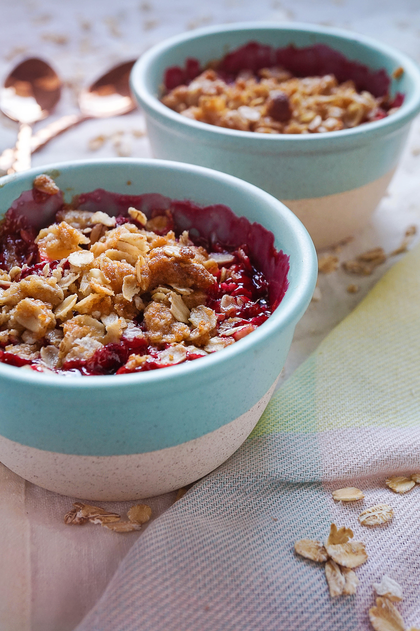 pineapple-raspberry-crumble-003.jpg