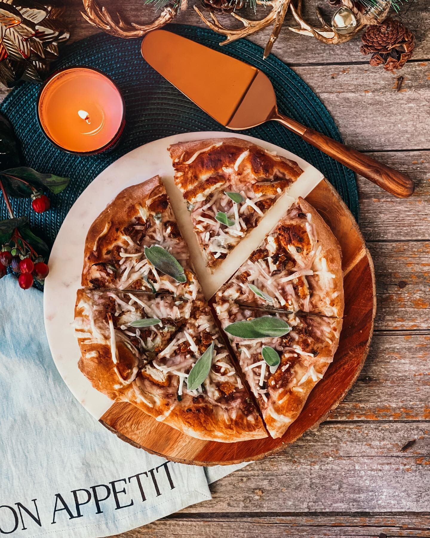 The Ultimate Christmas Pizza 🍕🎄

Hoping you all had a lovely Christmas, I was lucky enough to spend it safely with family. 

Since it&rsquo;s my favourite time of year, I thought I&rsquo;d surprise you all with a delicious pizza recipe, a perfect c