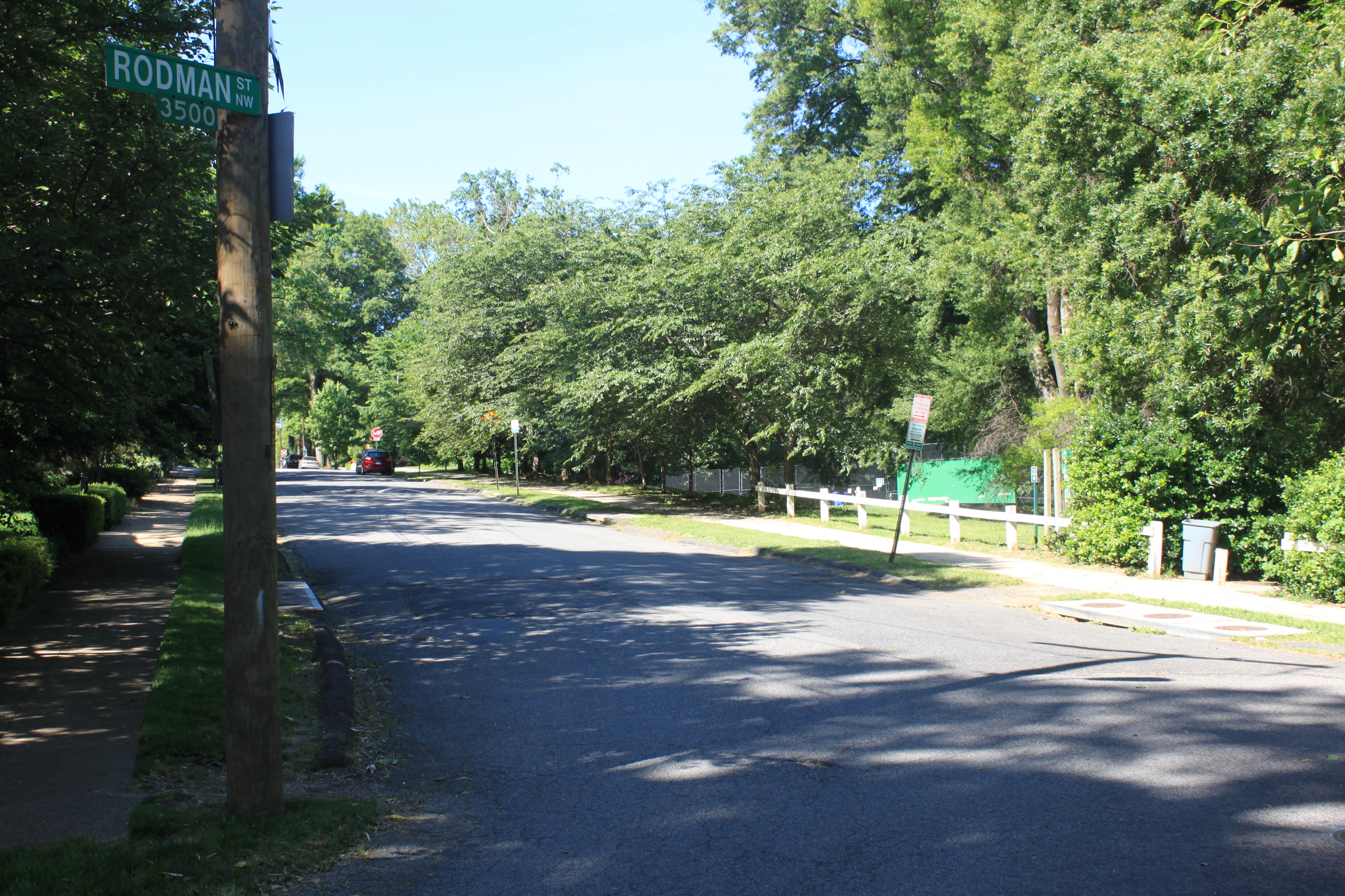 Idaho Avenue Looking Towards Quebec Street. (Idaho Avenue entrance is on the right.)
