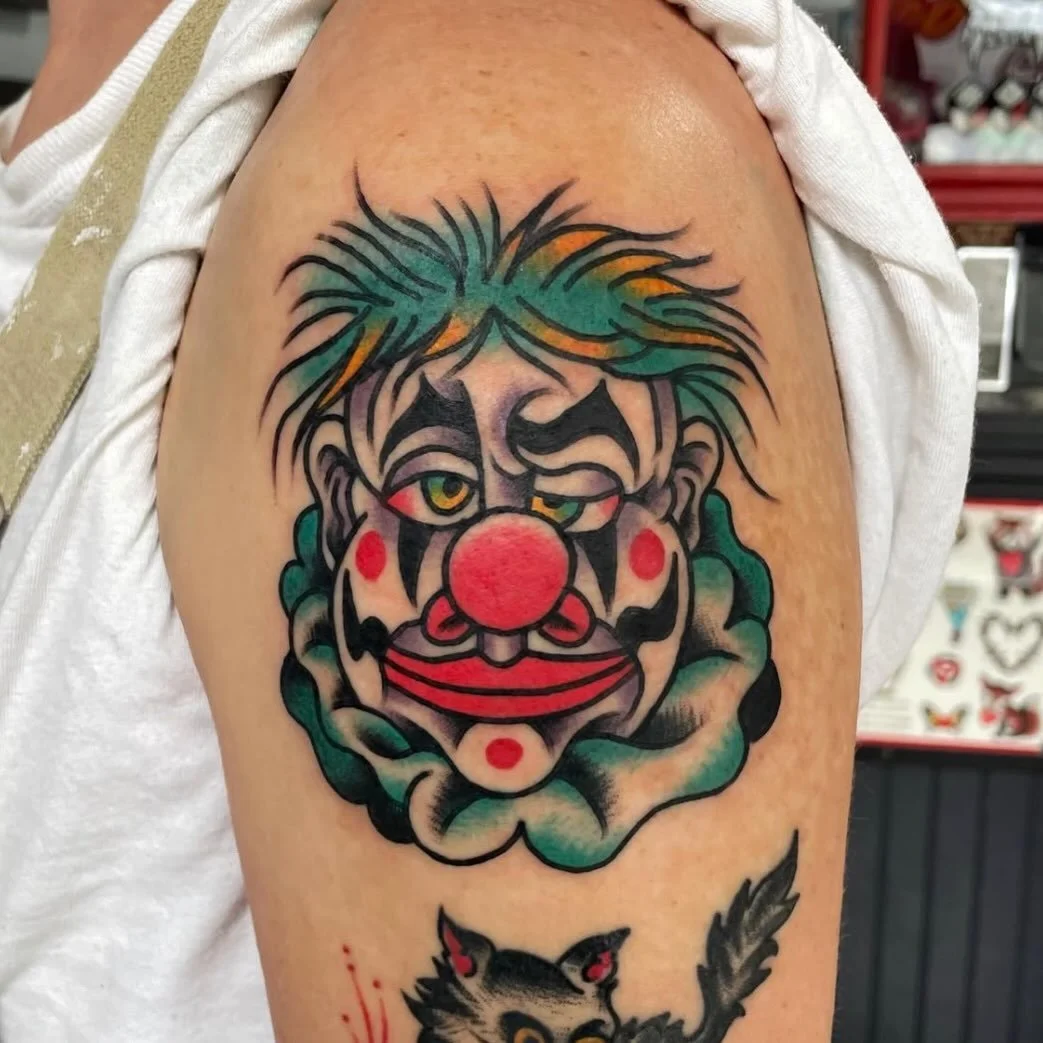 Clown by @hellsgnaw DM him for appointments.