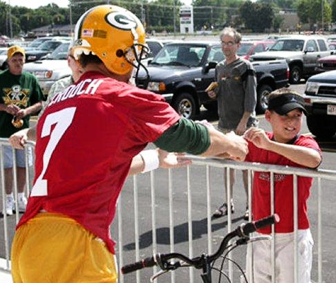Eric Crouch spent parts of two offseasons with the Packers – 2003 as a quarterback and 2004 as a defensive back.