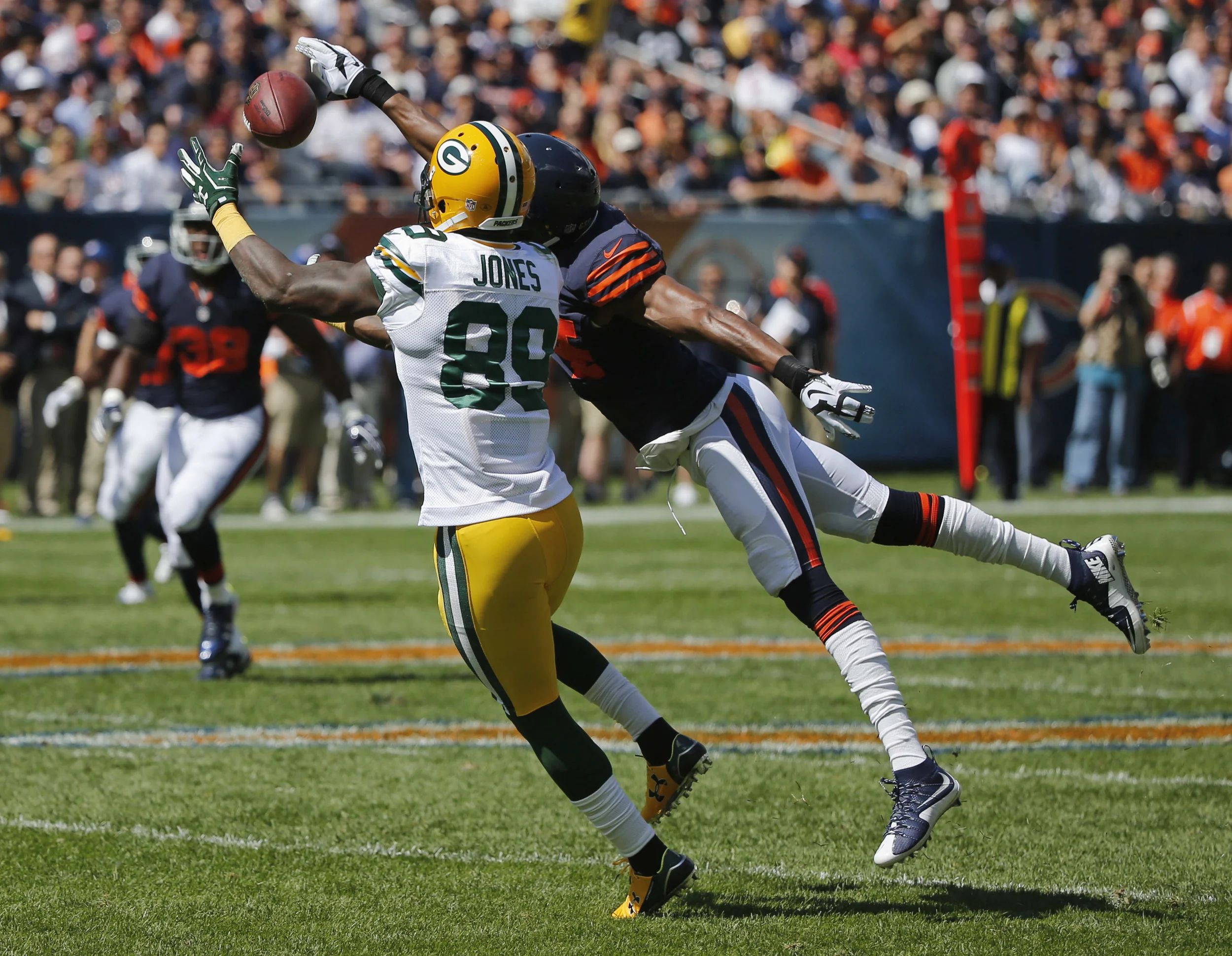 James Jones and the 2015 Packers offense finished second in the NFL with 39 receptions over 25 yards.