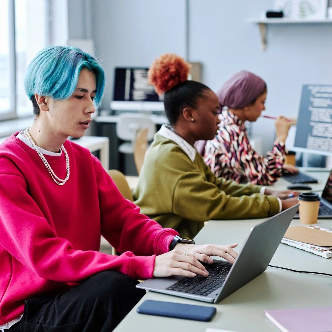 Ready to kickstart your career?

The District 9 Office of Councilmember Dr. Joni Ricks-Oddie is now recruiting for their Spring Internship Cohort. This paid opportunity through Future LB offers hands-on experience in local government, community outre