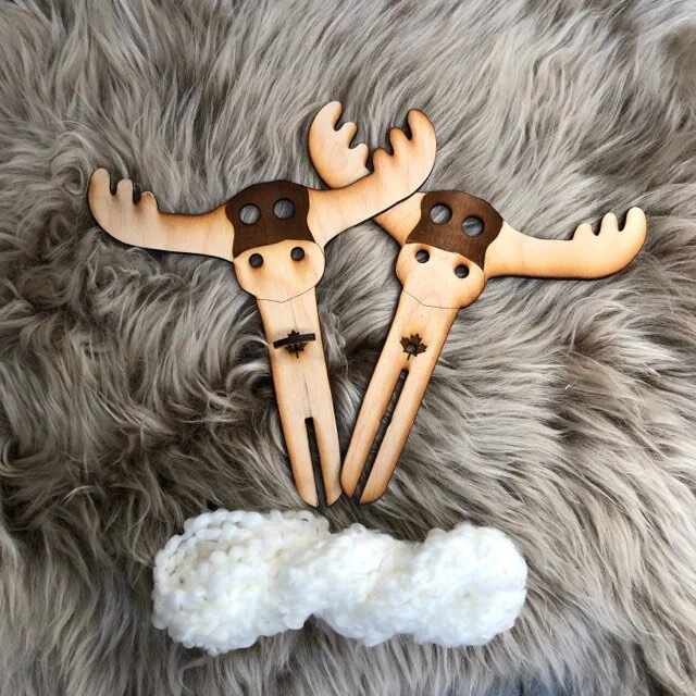 Canadian Moose Laser Cut Niddy Noddy/Diz