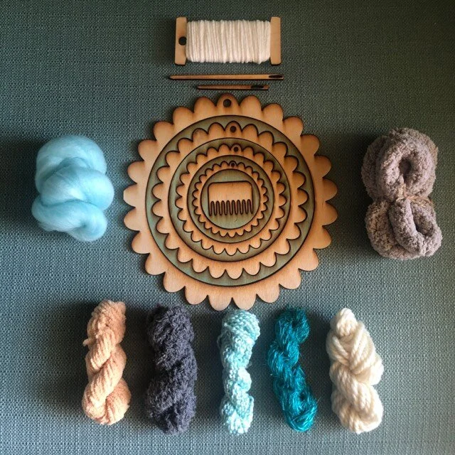 Deluxe Circular Weaving Kit Includes Yarn