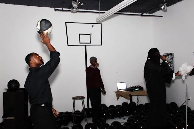  Final Ascension II (performance)  black vinyl, black latex balloons&nbsp;  2014 