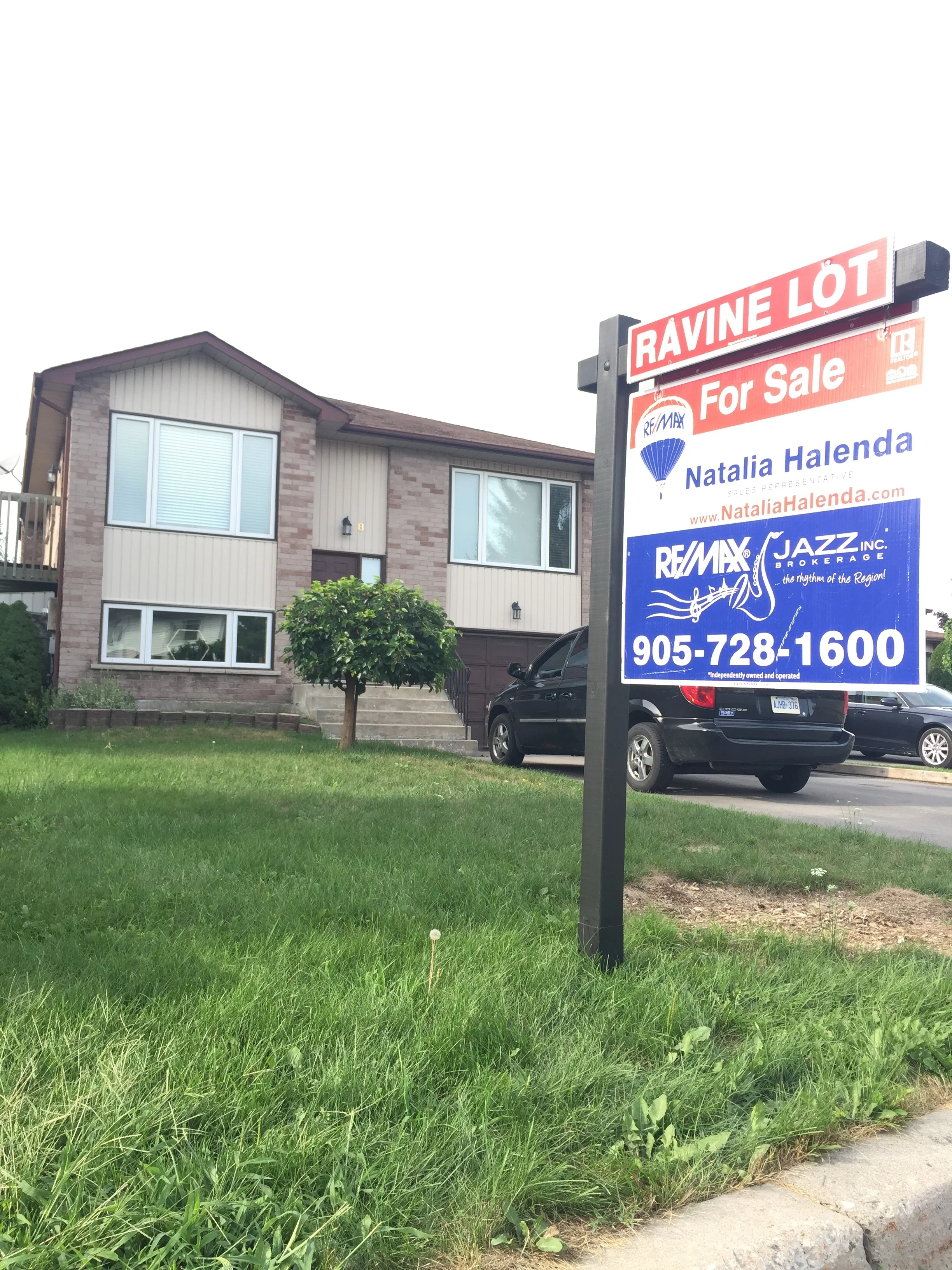 Durham Real Estate Sign Posts Installation