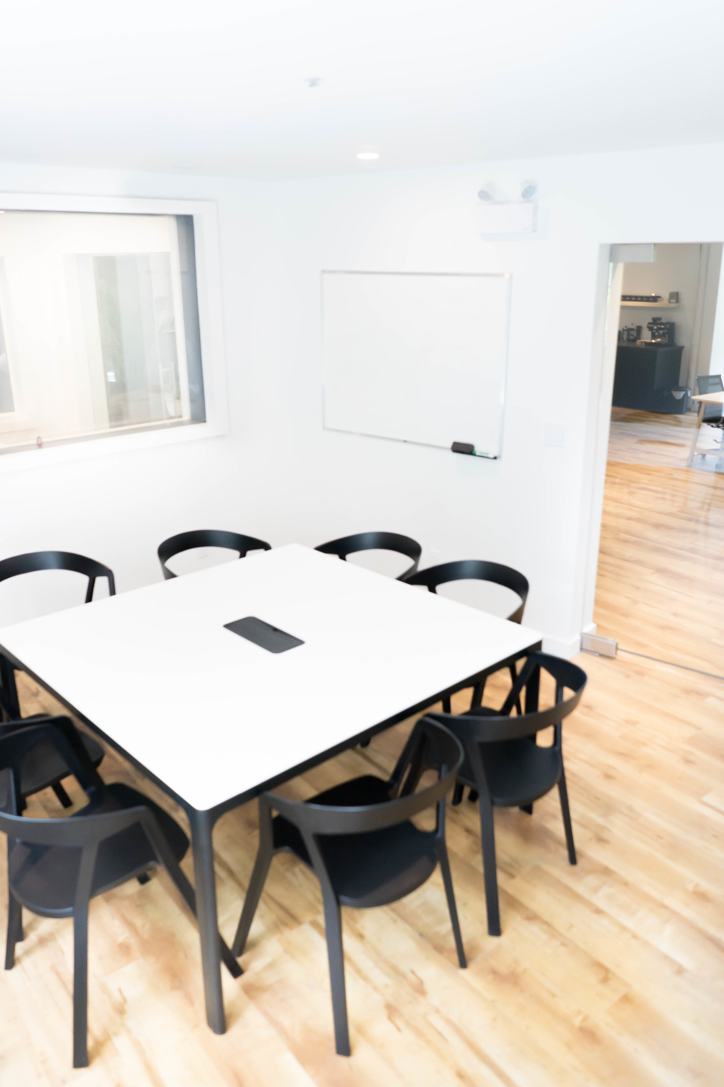 MeetingRoom-1.jpg