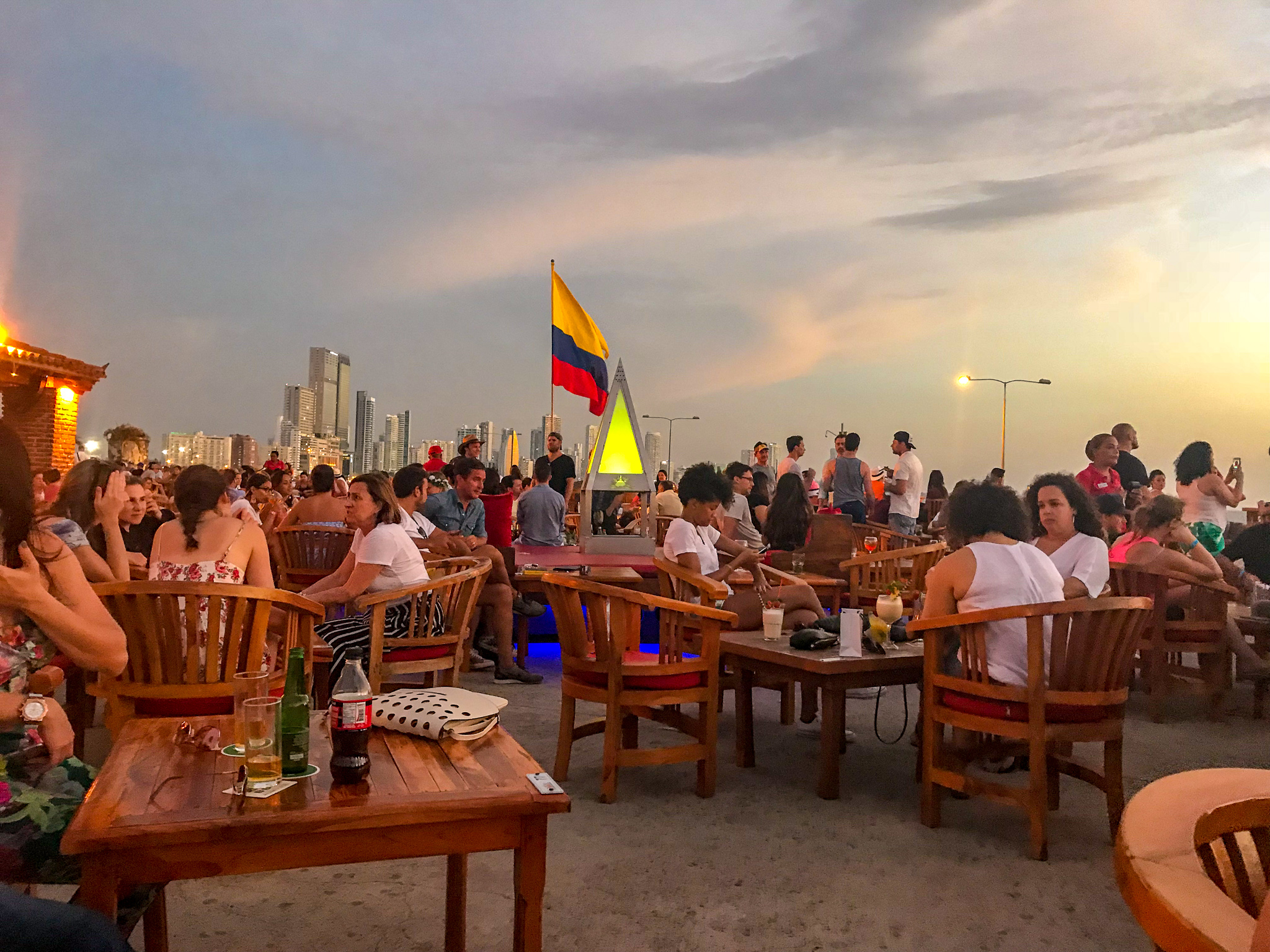 Have a drink in café Del Mare