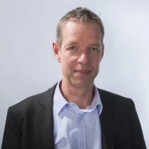 Dr. Bart Van Der Schueren