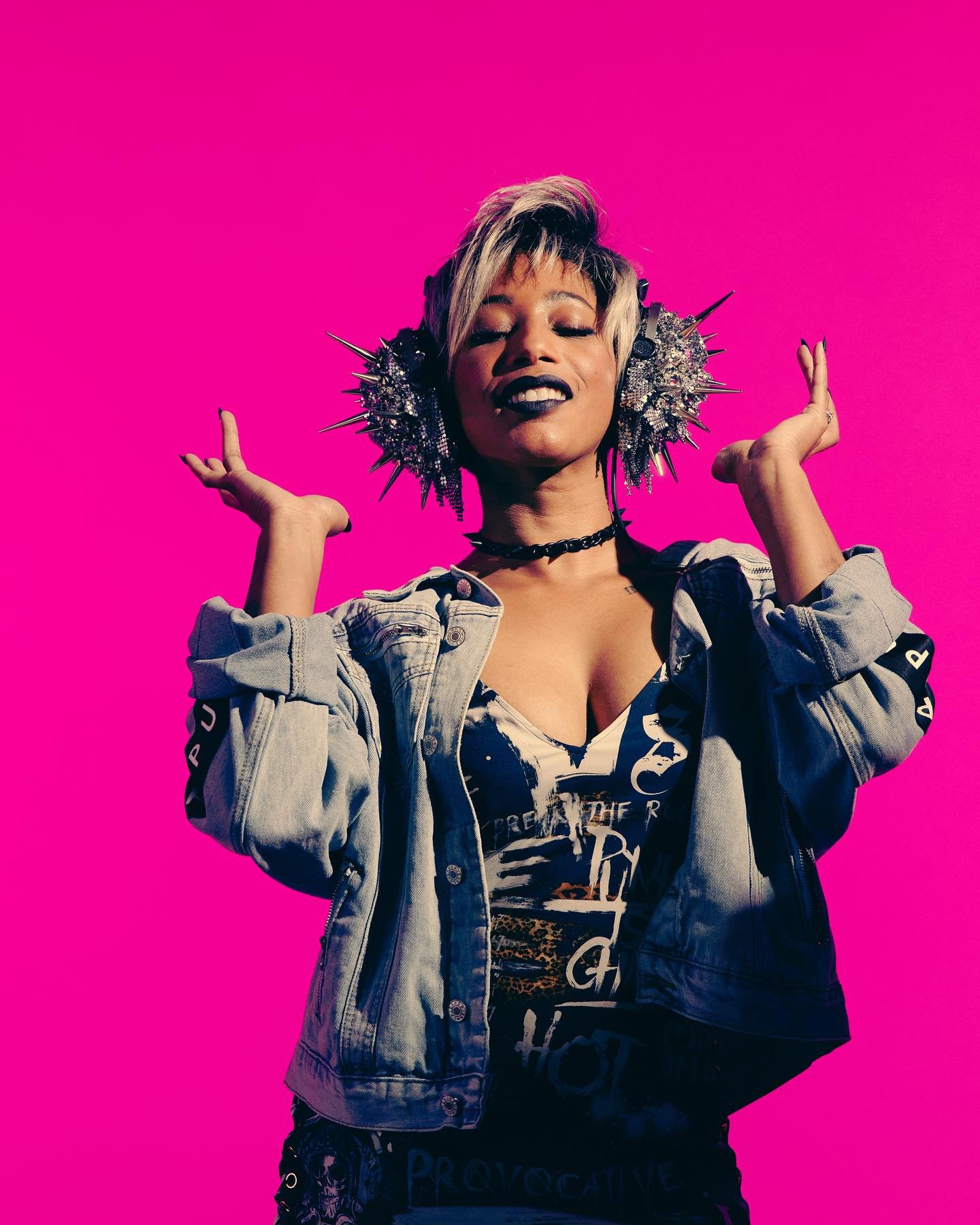 07 raeparini_claudia_Savage - spikey headphones.jpg