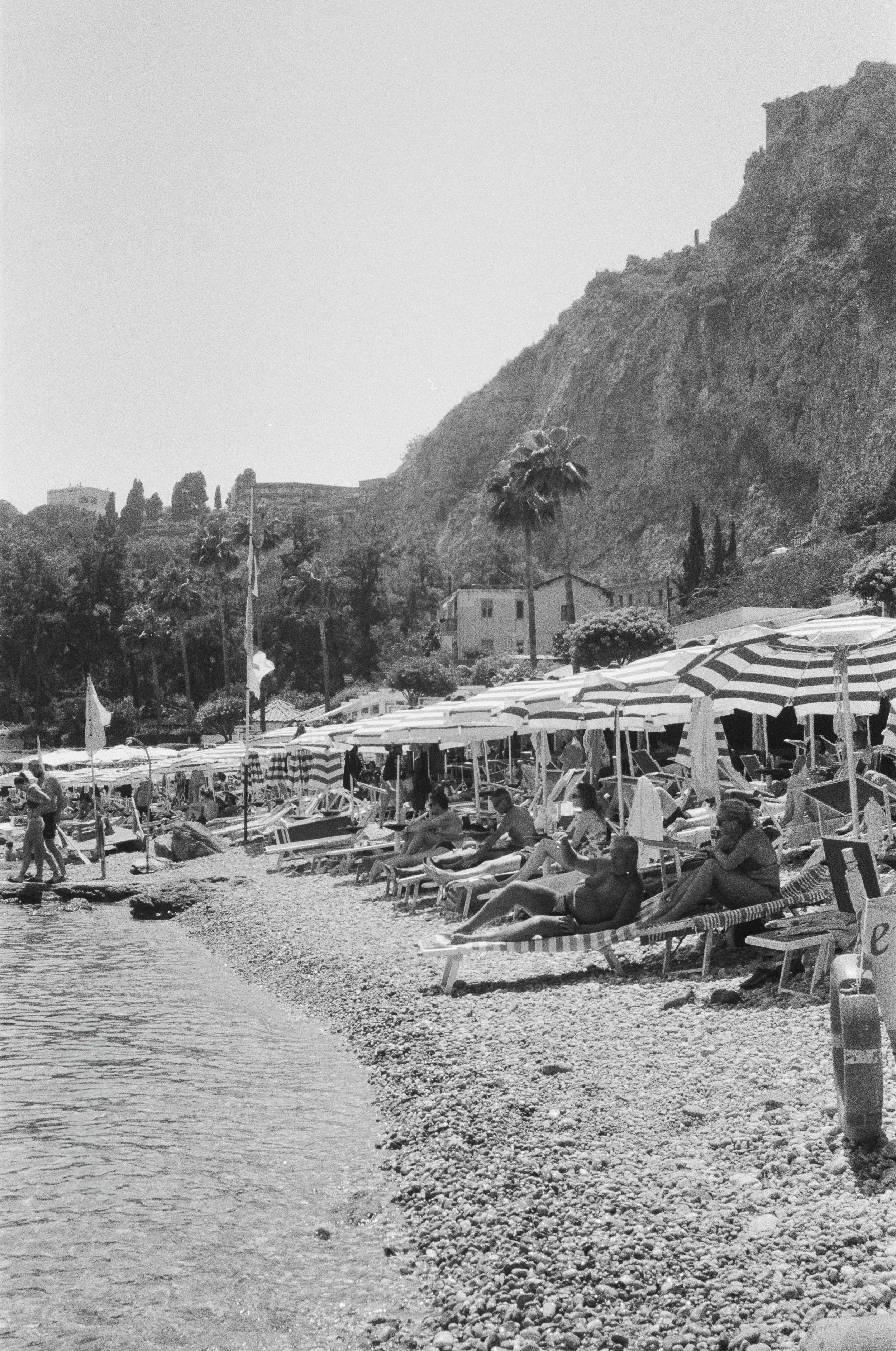 TAORMINA BEACH UMBRELLAS
