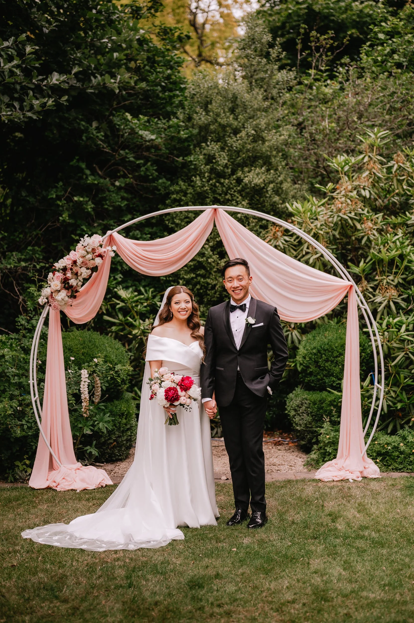 Wedding photography Christchurch Pembertons Garden