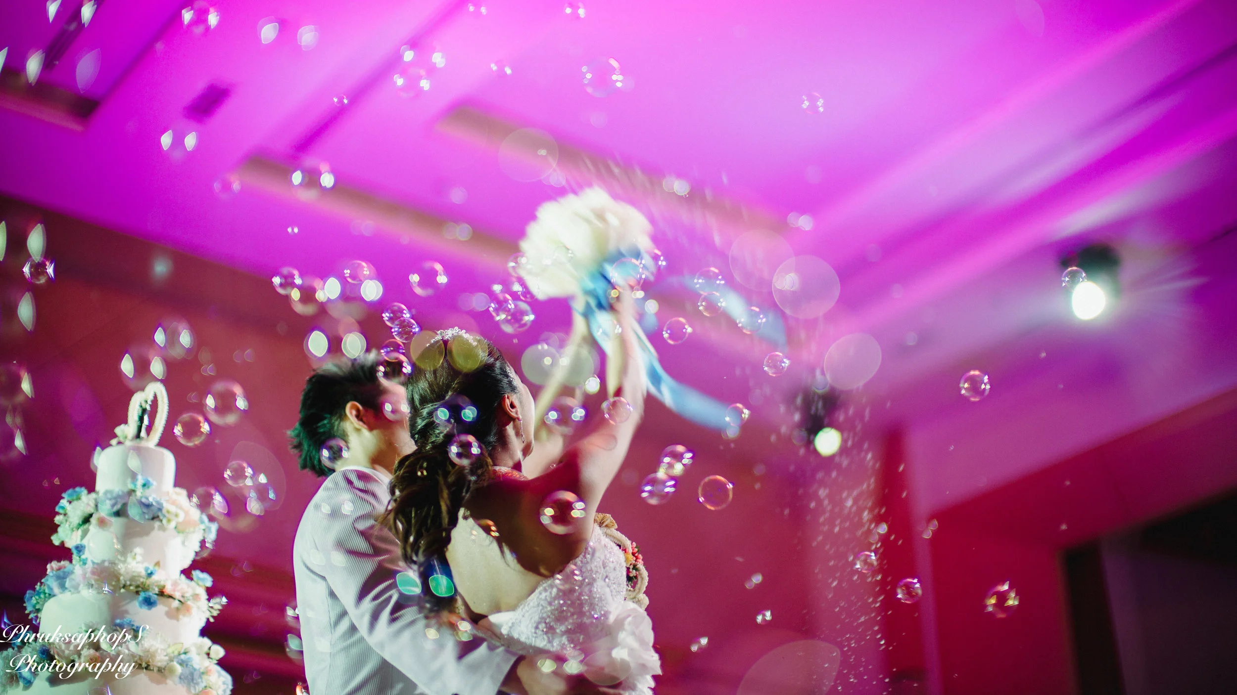 ShutterShout 0004: Wedding, The Bubble of Love