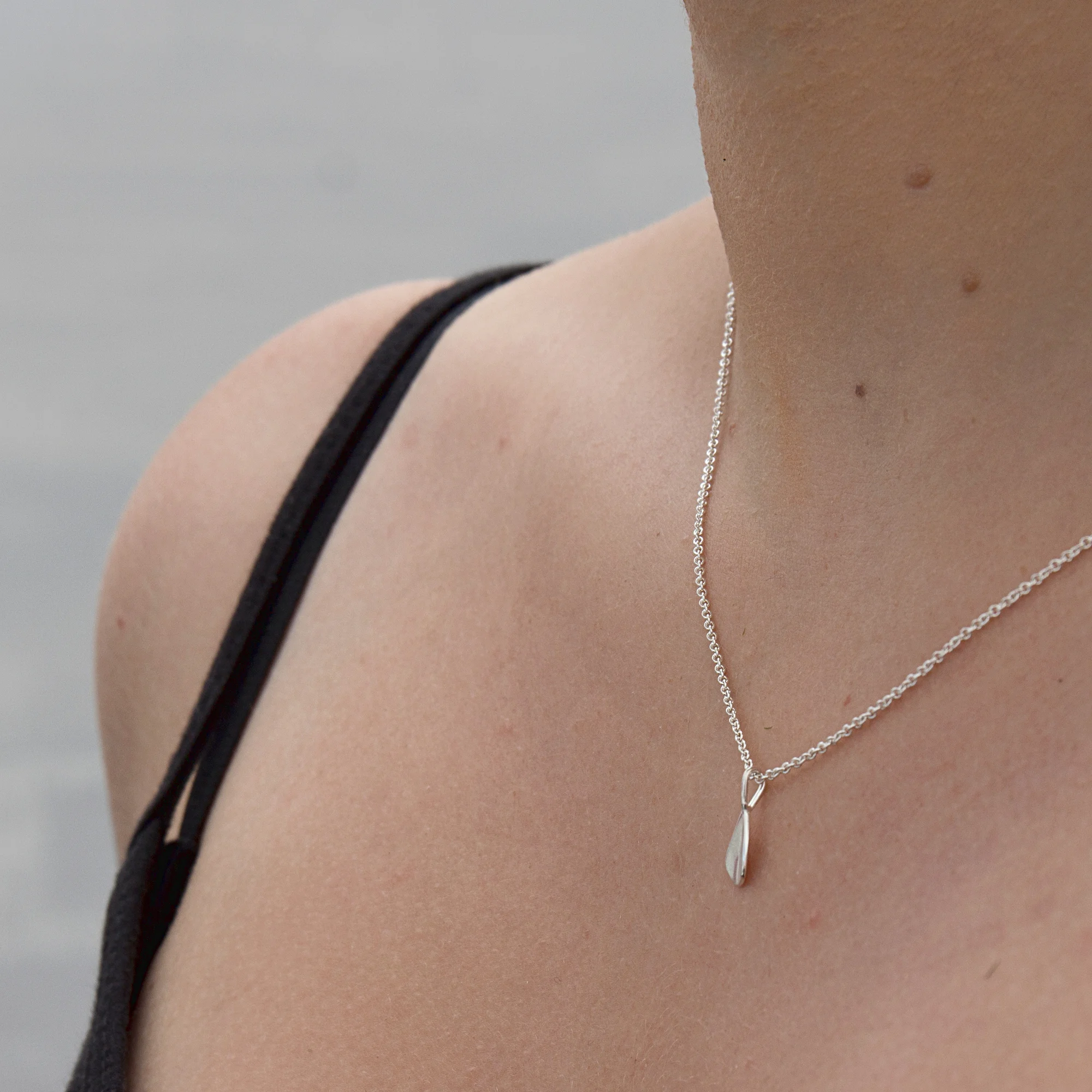lemon thyme single petal pendant 72dpi 2.jpg