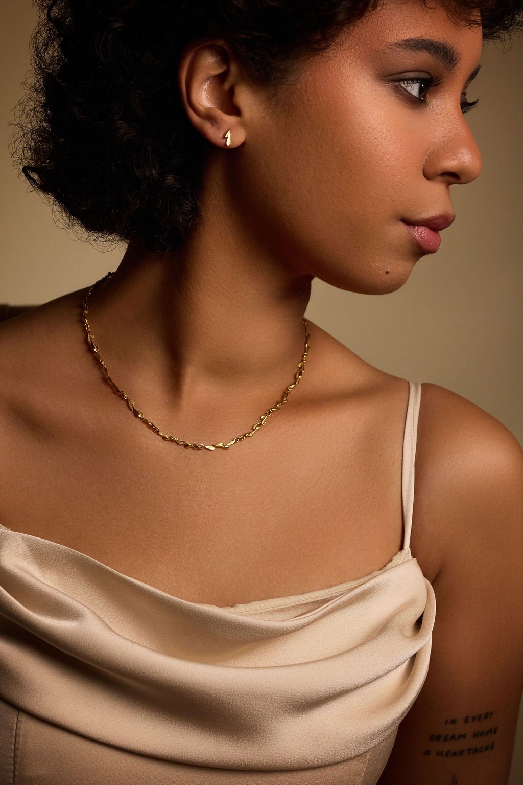 Holly McAfee Jewellery - Garland Necklace - Photographer Stacey Bentley.jpg