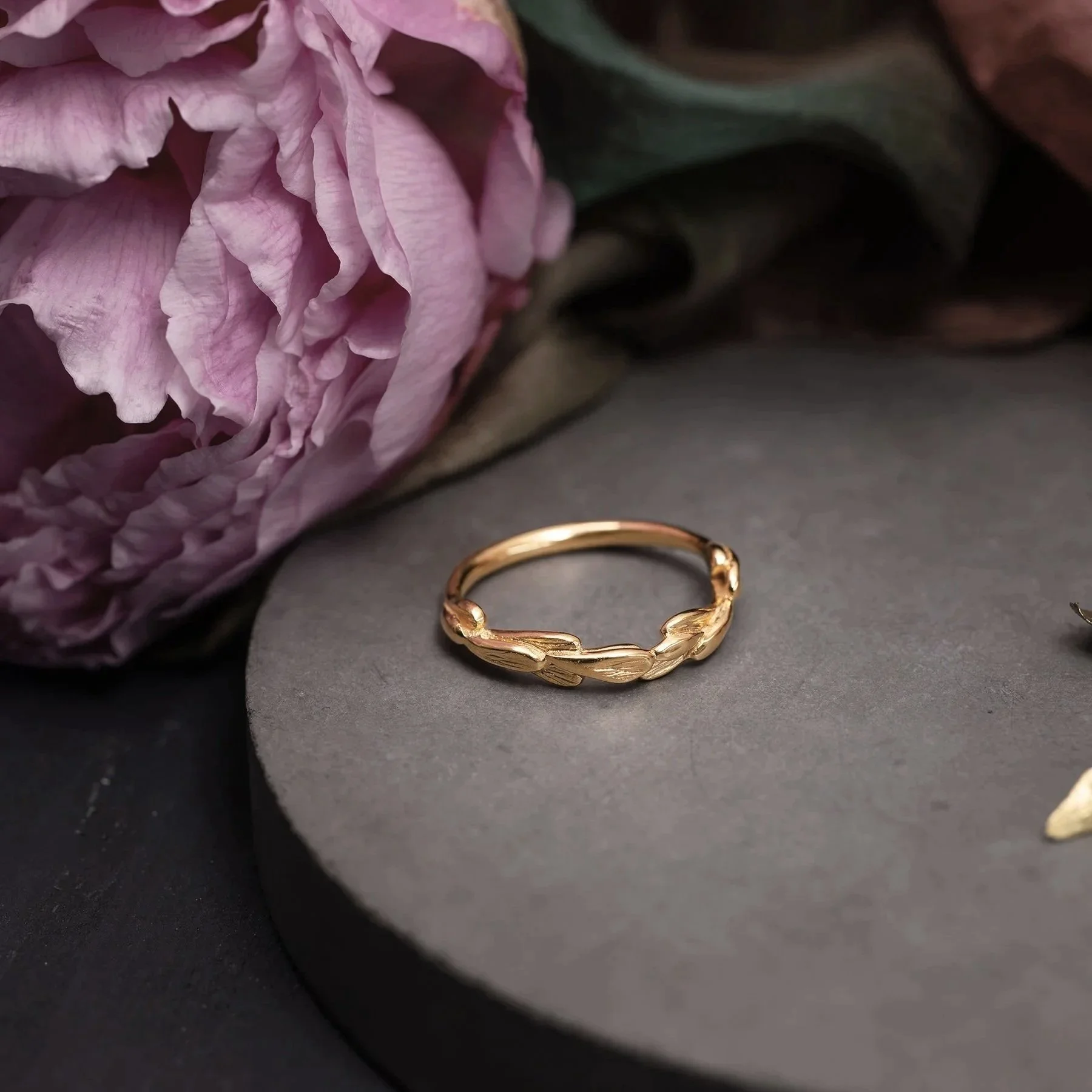 BLOOM - curved alternative wedding ring - 9ct gold