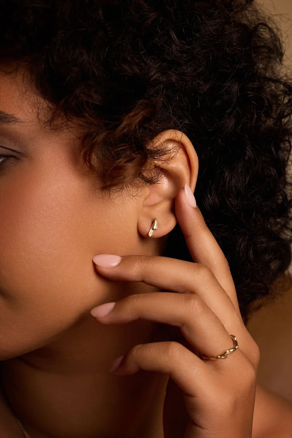 DROPLET - organic stud earrings - 9ct gold