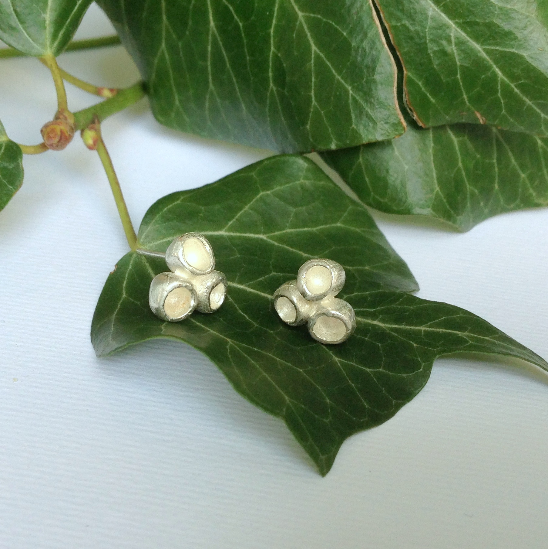 9 pod earrings silver 1.jpg