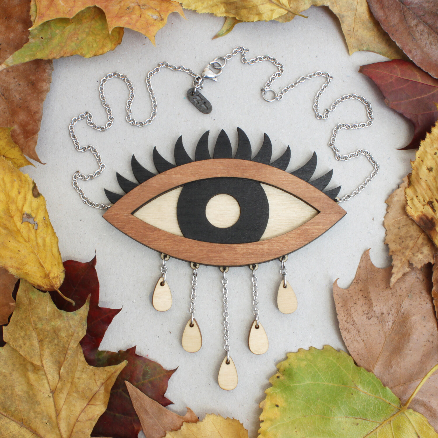 Mourning Eye Necklace Leaves.jpg
