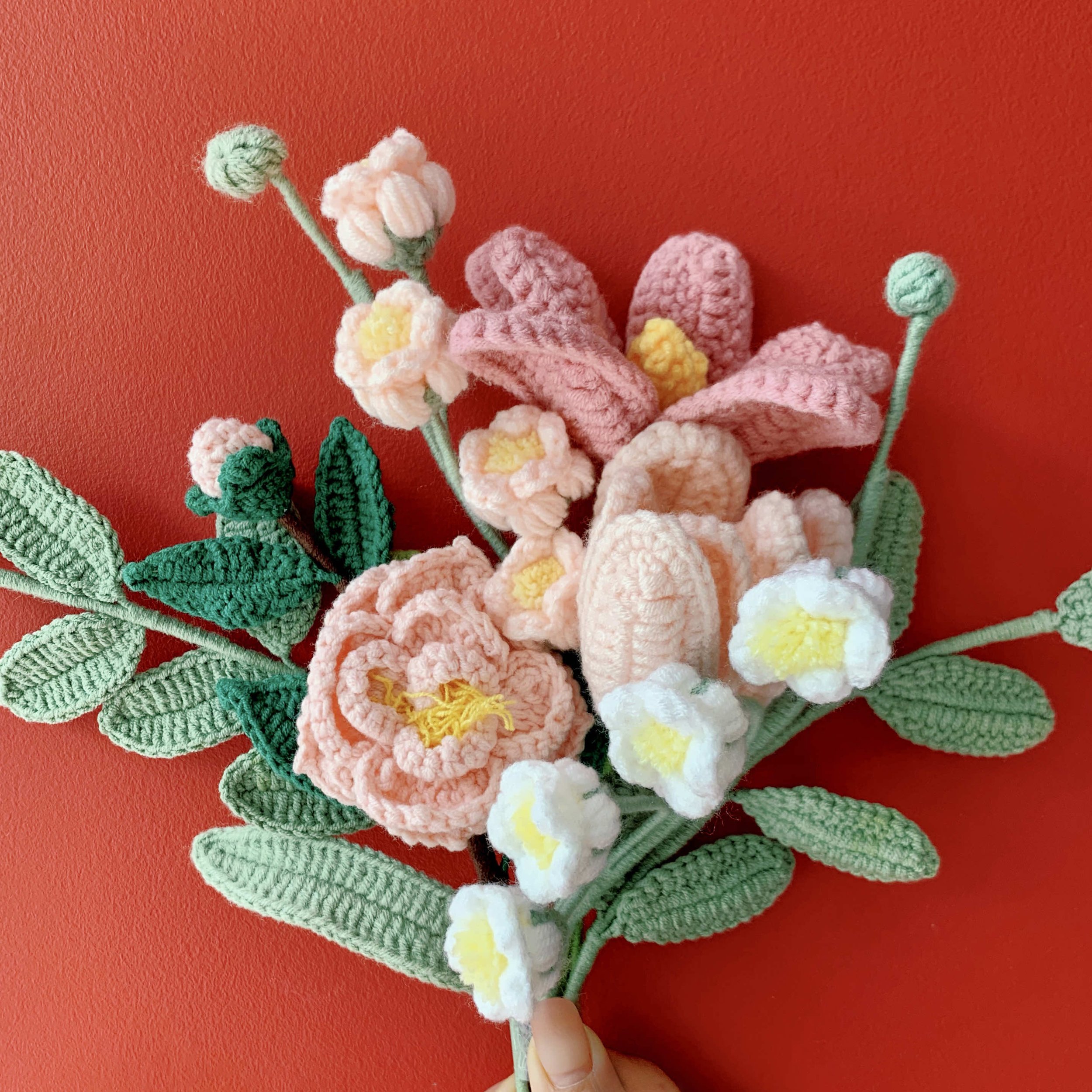 crochet bouquet in pink palette.jpg