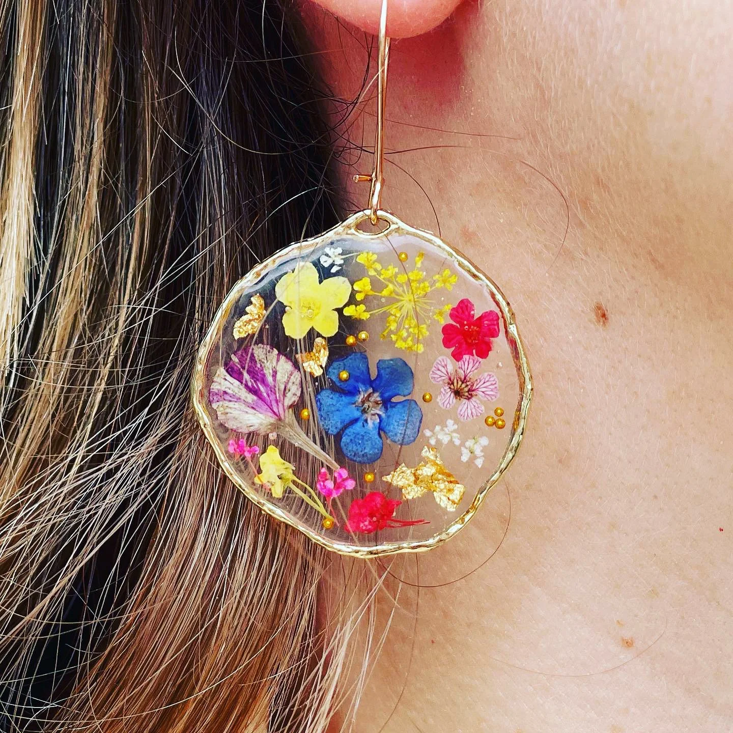 flower-dangle earring-fleurdetresor_3725.JPG