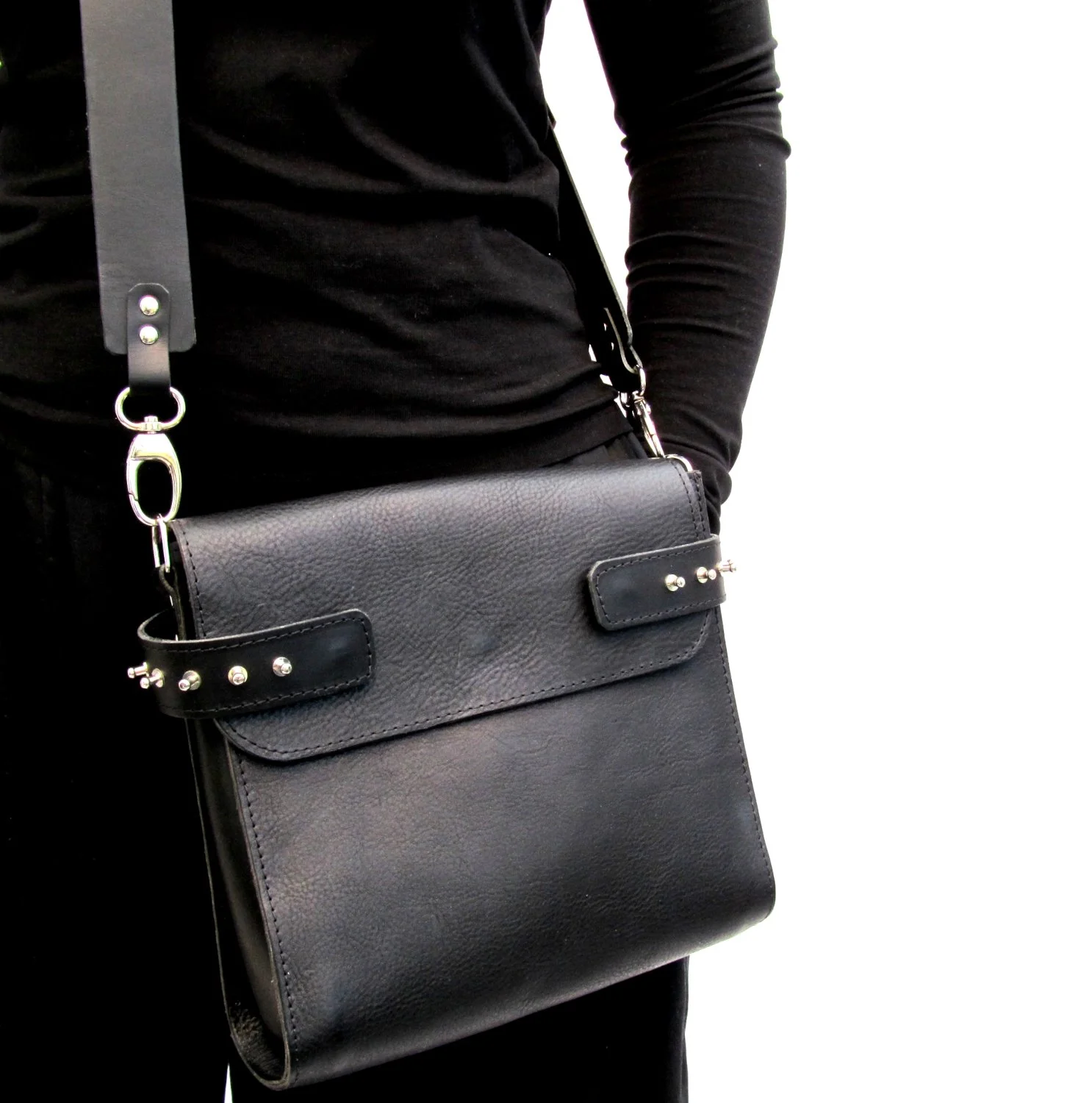 Aida leather bag by Renush_1652.jpeg