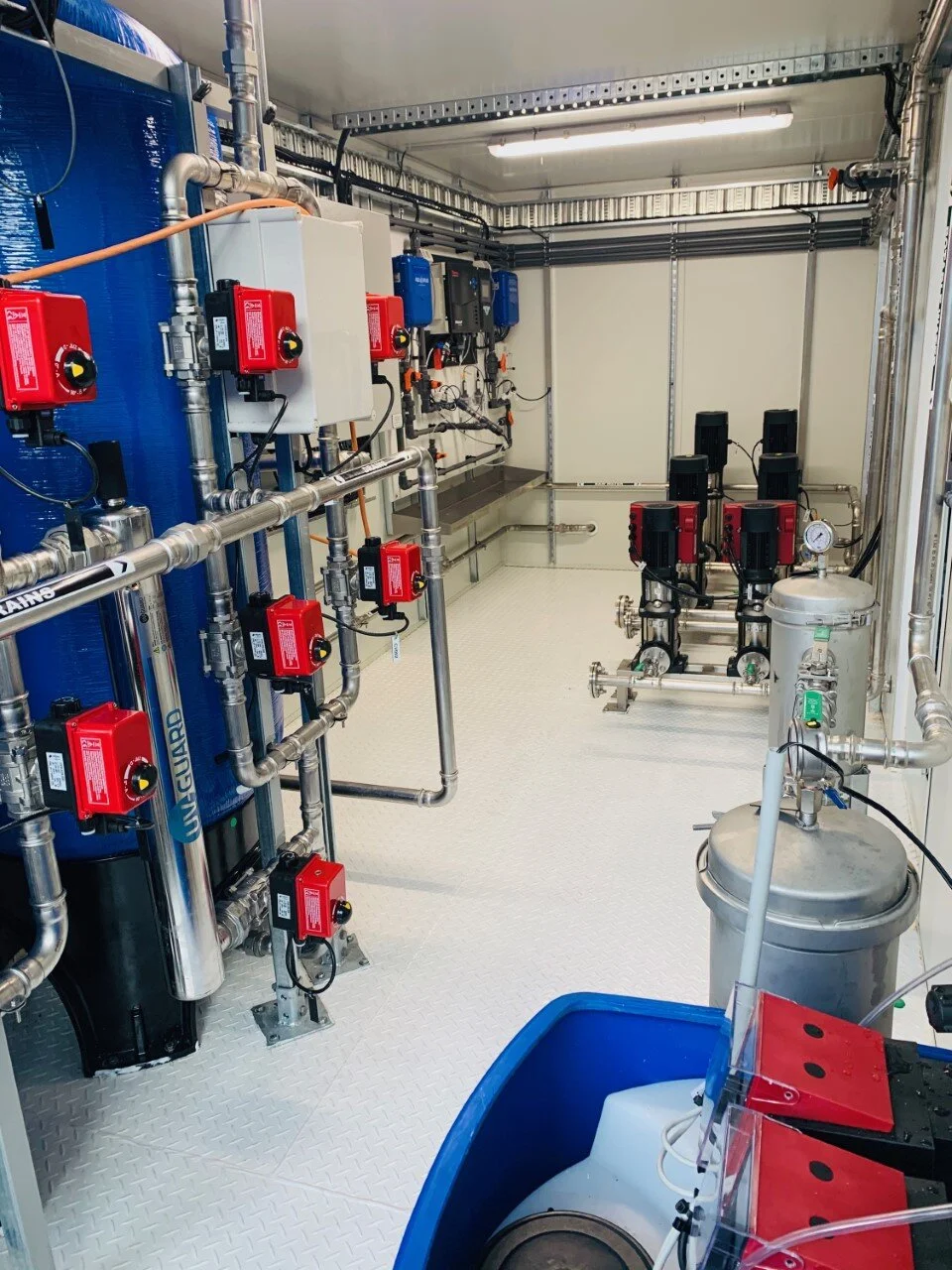 Containersised water treatment plant 1.jpg