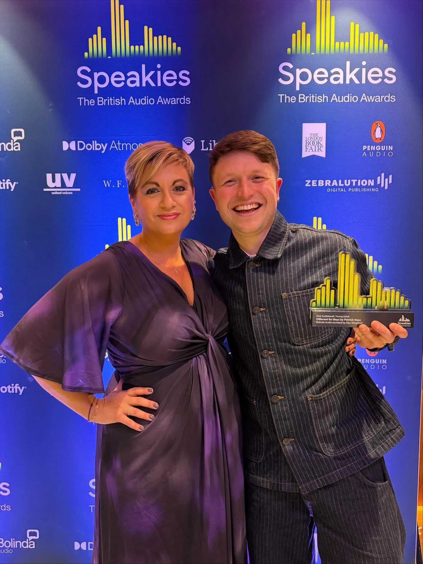 A very special evening @thespeakies last night 📖 TVA&rsquo;s @alexwingfield1 @bolindaaudio #differentforboys won for Best Young Adult Narration 👏 incredibly proud of you Alex, and thank you for my shout out in your speech 🥰🏆

TVA&rsquo;s @glen.mc