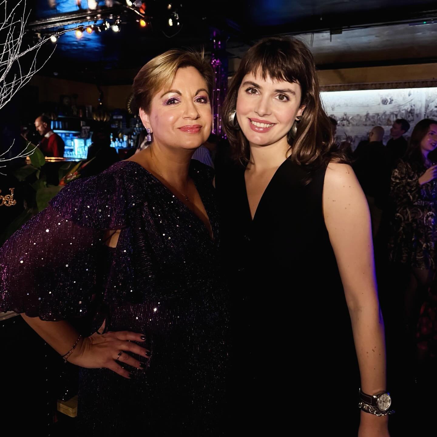 Wow, what a fabulous TVA Christmas Party last night @coventgardensocialclub 🎄🎤🎶🎹💜🍾

Thank you to all the staff at the bar for your great service, to Tom - our fantastic pianist, to all our wonderful clients for sharing this celebratory evening 