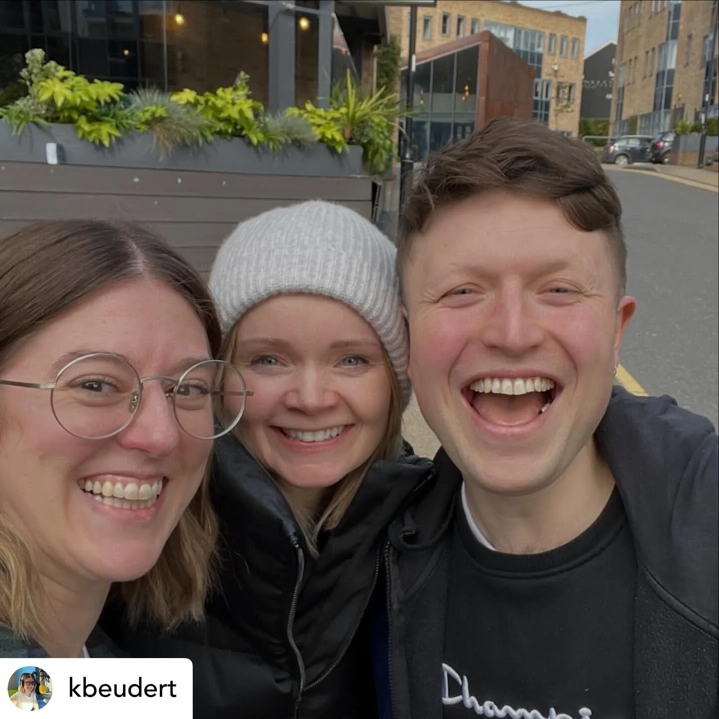 This brings me joy&hellip;three lovely TVA artists, all recording upon separate projects, bumping into each other 🥰 #tvateam 💜 @clc_actor for @sideglobal and @kbeudert &amp; @alexwingfield1 for @2020.recordings 💜🎧🎙️🎮📖💜